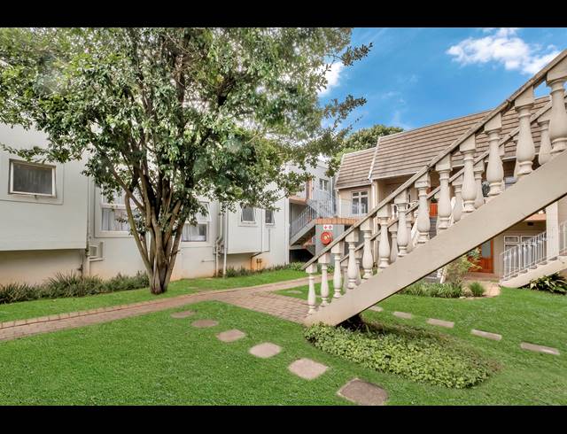 1 BEDROOM APARTMENT FOR SALE IN MONTGOMERY PARK
